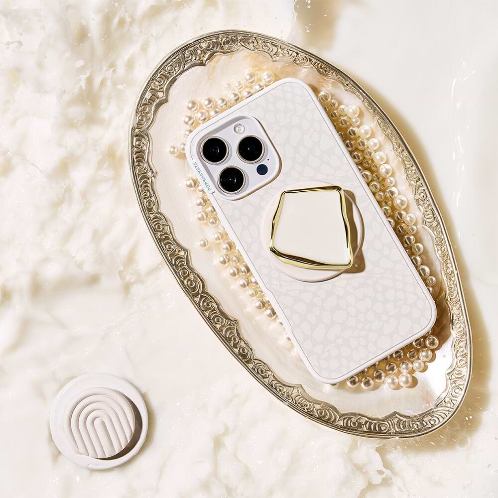 Horchata Fossil — iPhone 13 Pro Max MagSafe Case - US 76384