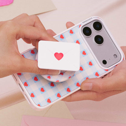 Berry Sweet Gingham — iPhone 17 Pro Max MagSafe Case - US 29460