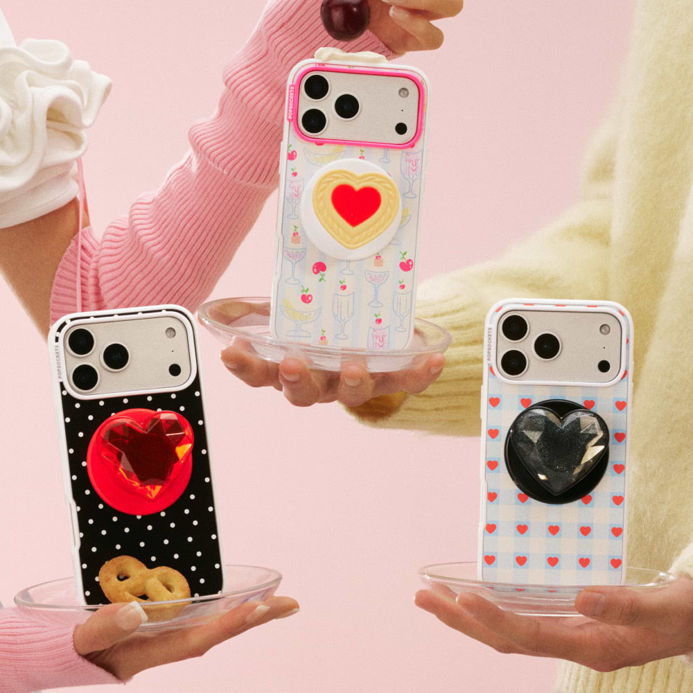 Berry Sweet Gingham — iPhone 16 MagSafe Case - US 28078