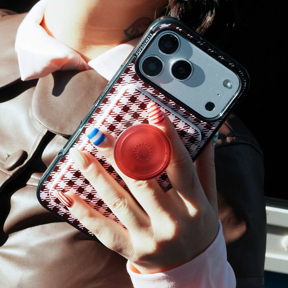 Black Cherry Gingham — iPhone 16 MagSafe Case - US 69446